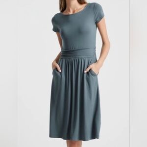 Quince Midi Dress‎ in Steel Gray